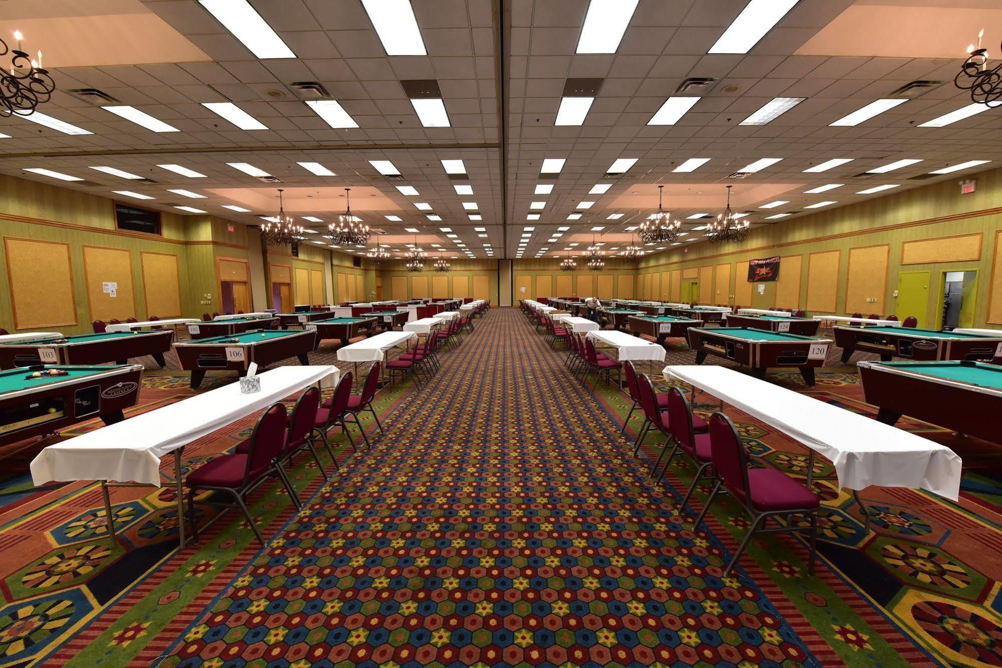 Pheasant Run Resort Saint Charles Esterno foto